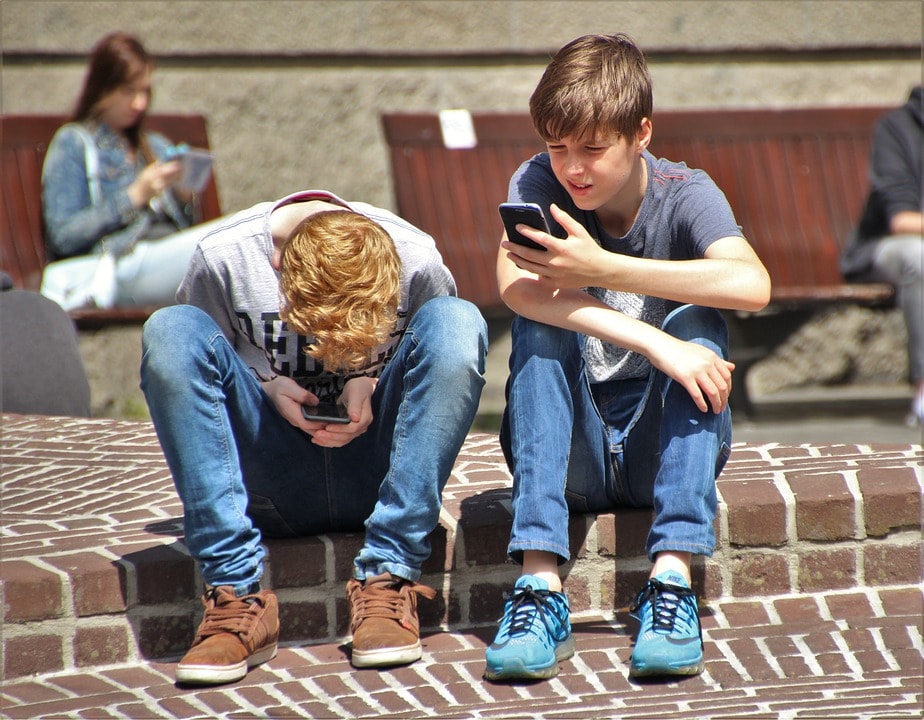 Sobre adolescência, escolhas e o bom (ou mau) uso das redes sociais